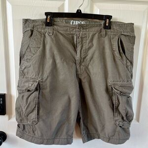 Rountree and Yorke Cargo Shorts. Size 44-Big and Tall